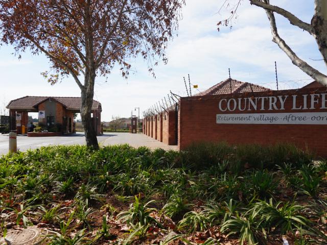 2 Bedroom Apartment in Brentwood Park
