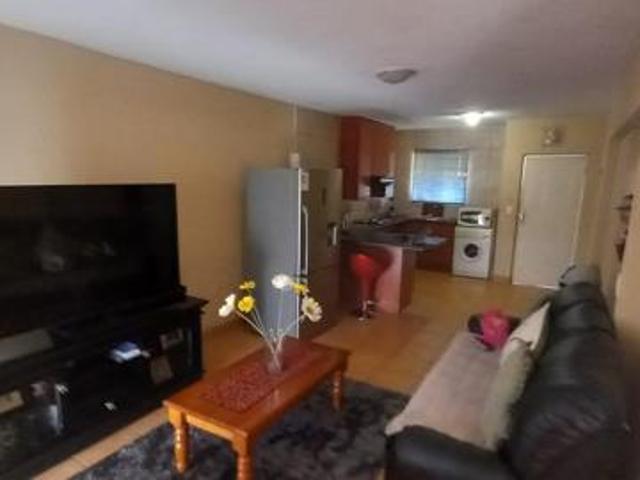 2 Bedroom Apartment in Breaunanda