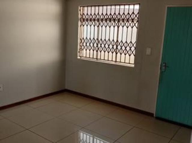 2 Bedroom Apartment in Bronkhorstspruit