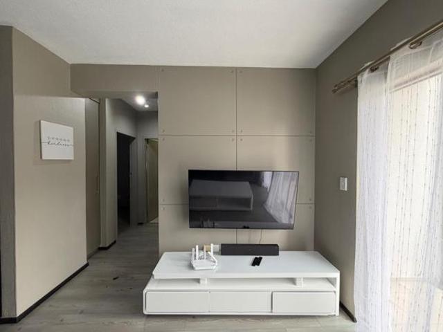 2 Bedroom Apartment in Broadacres