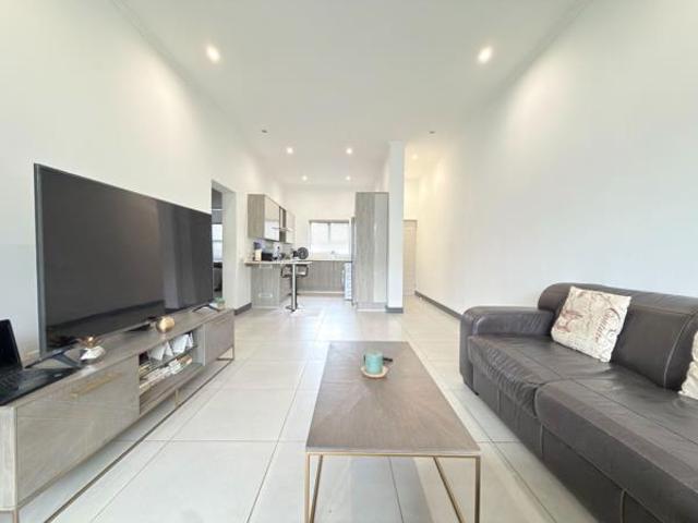 2 Bedroom Apartment in Broadacres