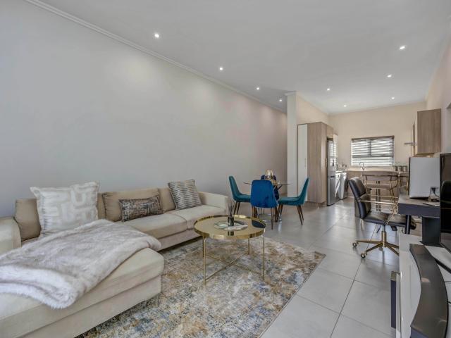 2 Bedroom Apartment in Broadacres