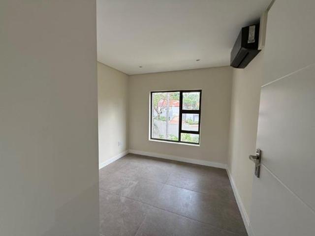2 Bedroom Apartment in Bryanston