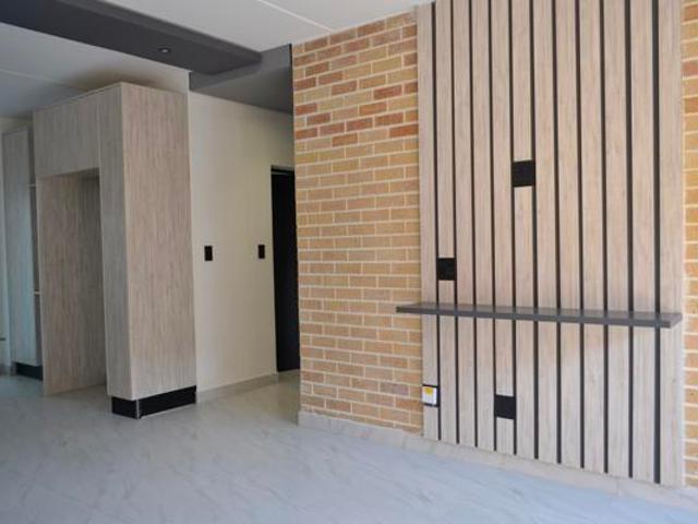2 Bedroom Apartment in Bryanston
