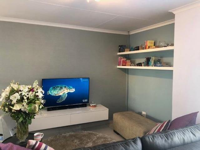 2 Bedroom Apartment in Bryanston