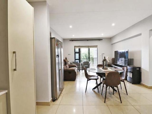 2 Bedroom Apartment in Bryanston