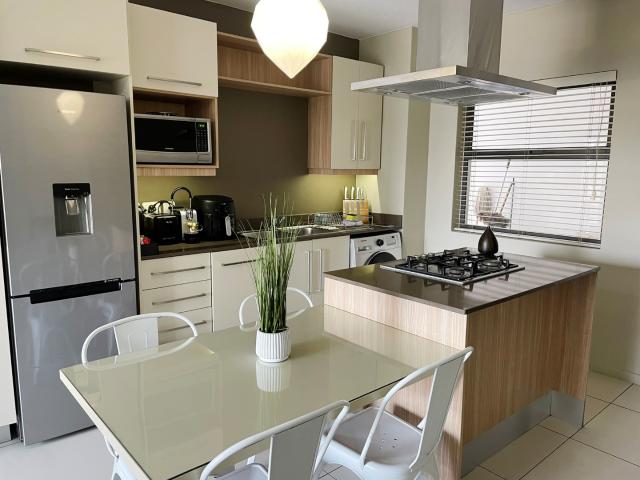 2 Bedroom Apartment in Bryanston