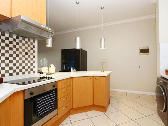 2 Bedroom Apartment in Bryanston