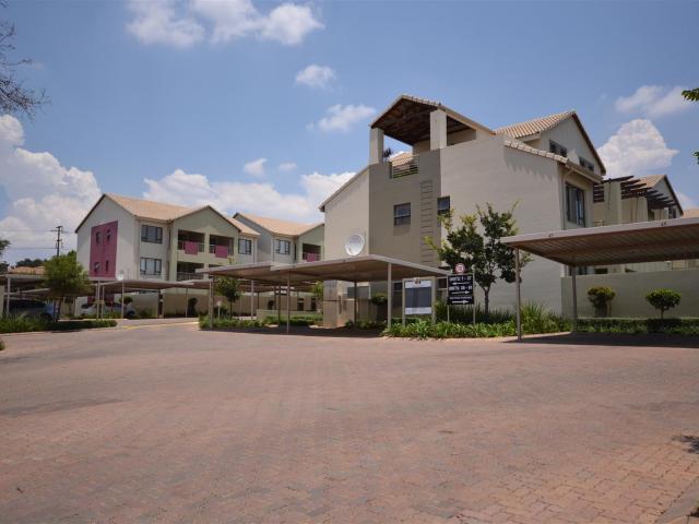 2 Bedroom Apartment in Bryanston