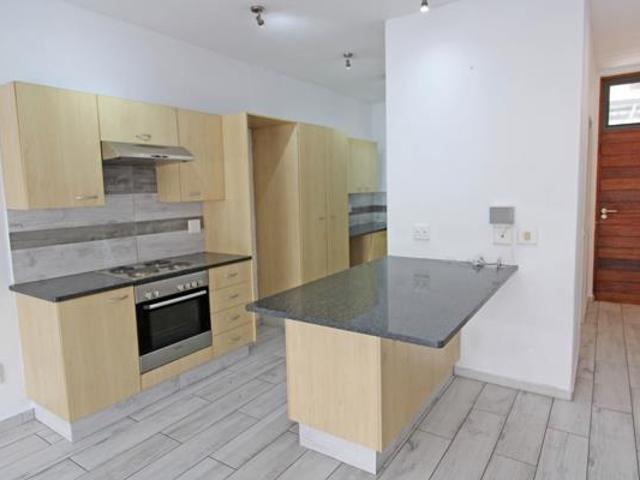 2 Bedroom Apartment in Bryanston