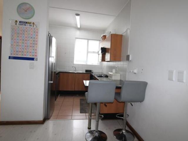 2 Bedroom Apartment in Bryanston