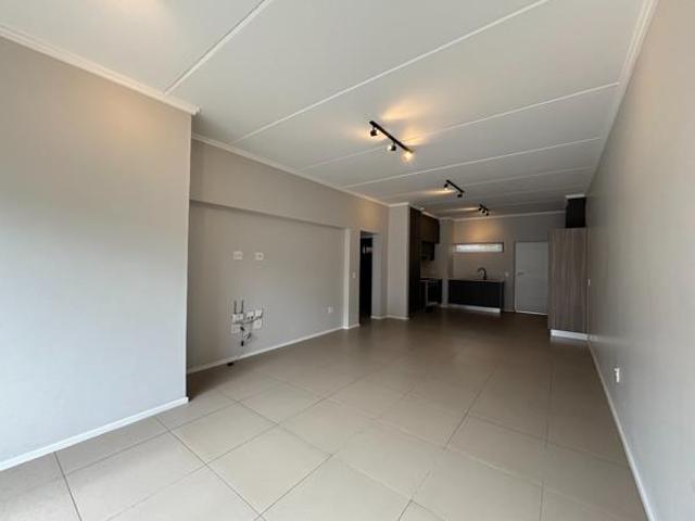 2 Bedroom Apartment in Bryanston East