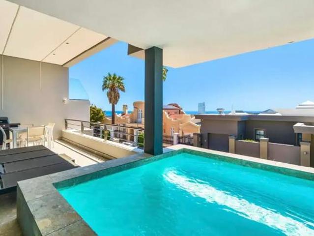 2 Bedroom Apartment in Camps Bay