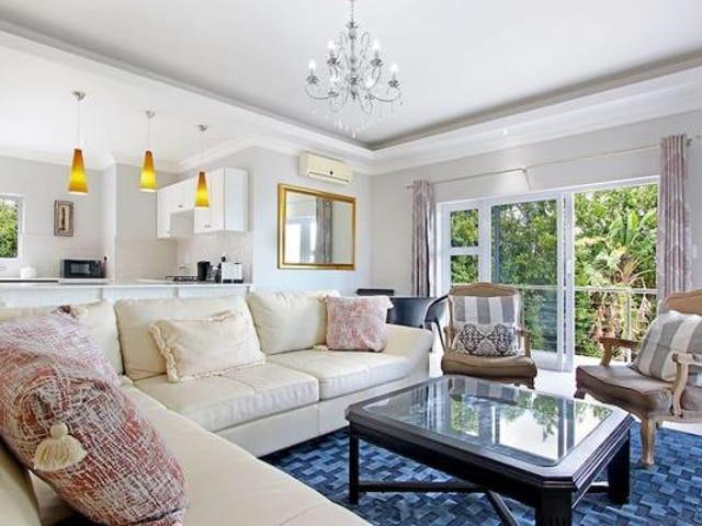 2 Bedroom Apartment in Camps Bay