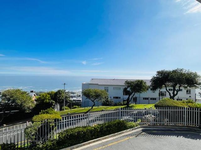 2 Bedroom Apartment in Camps Bay