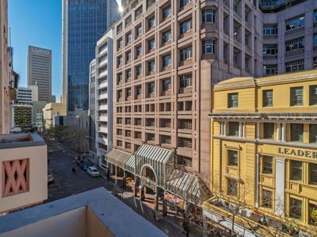 2 Bedroom Apartment in Cape Town City Centre