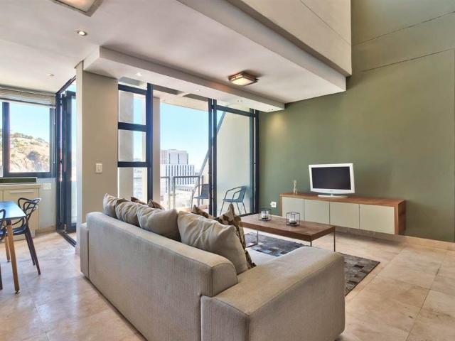 2 Bedroom Apartment in Cape Town City Centre