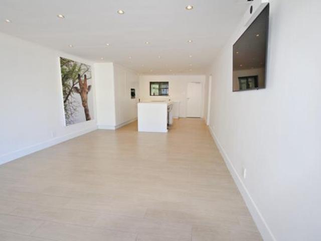 2 Bedroom Apartment in Cape Town City Centre