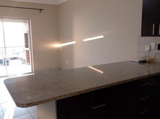 2 Bedroom Apartment in Carlswald Estate