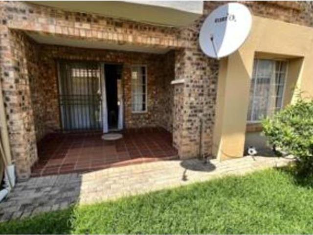 2 Bedroom Apartment in Carlswald Estate