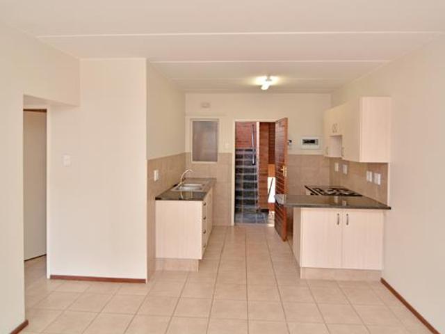 2 Bedroom Apartment in Carlswald Estate