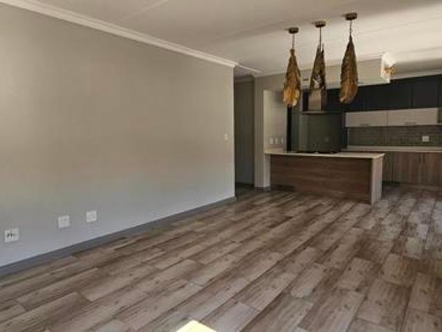 2 Bedroom Apartment in Carlswald Estate