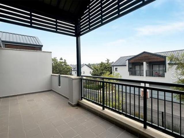 2 Bedroom Apartment in Carlswald Estate