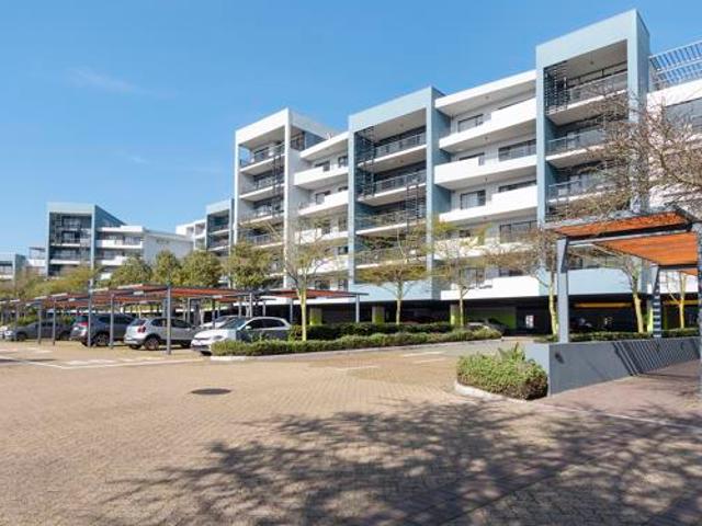 2 Bedroom Apartment in Century City