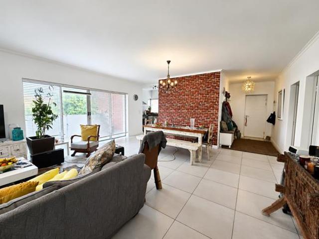 2 Bedroom Apartment in Century City