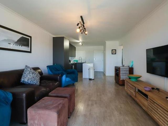 2 Bedroom Apartment in Century City