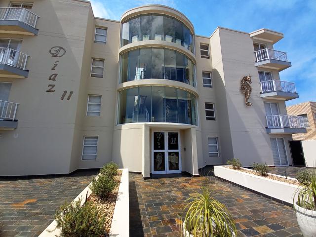 2 Bedroom Apartment in Central Jeffreys Bay