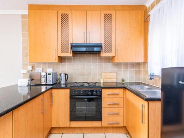 2 Bedroom Apartment in Chancliff AH