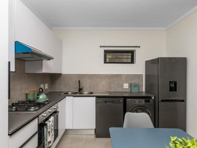 2 Bedroom Apartment in Chartwell
