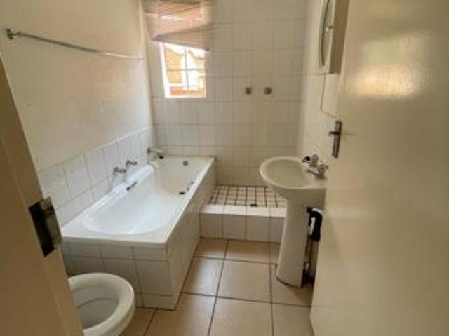 2 Bedroom Apartment in Chloorkop
