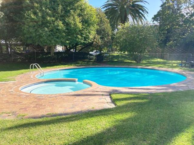 2 Bedroom Apartment in Claremont