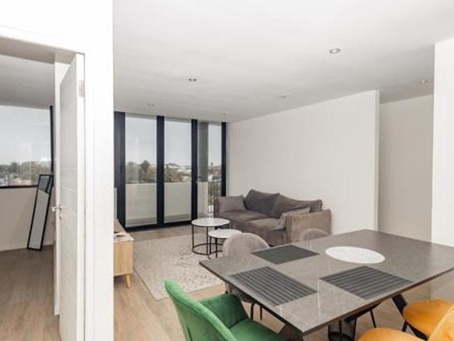 2 Bedroom Apartment in Claremont