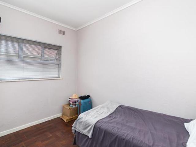 2 Bedroom Apartment in Claremont