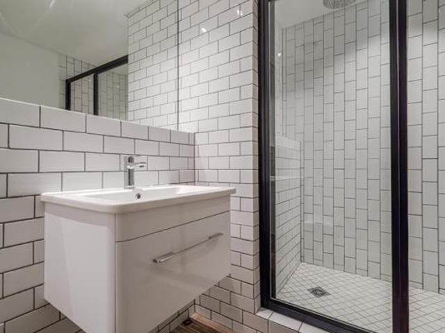 2 Bedroom Apartment in Claremont Upper