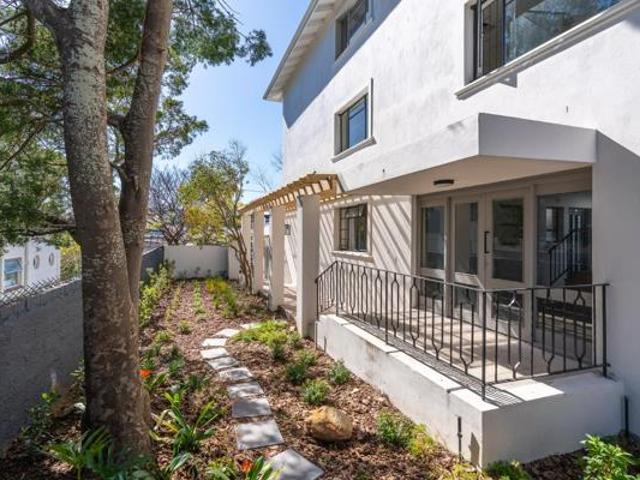 2 Bedroom Apartment in Claremont Upper