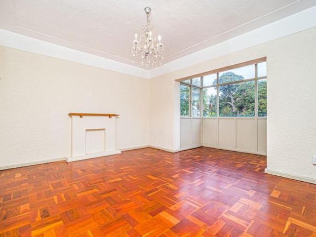 2 Bedroom Apartment in Claremont Upper