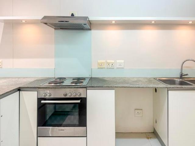 2 Bedroom Apartment in Claremont Upper