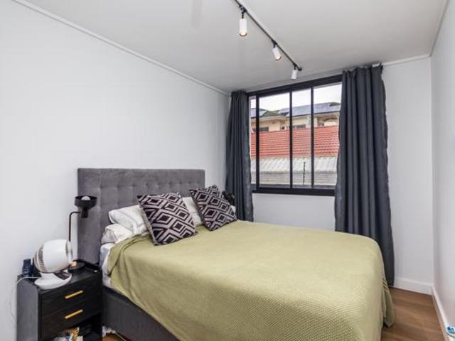 2 Bedroom Apartment in Claremont Upper