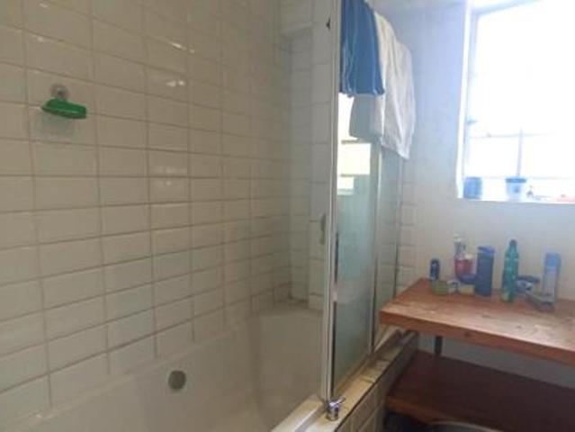 2 Bedroom Apartment in Clarendon