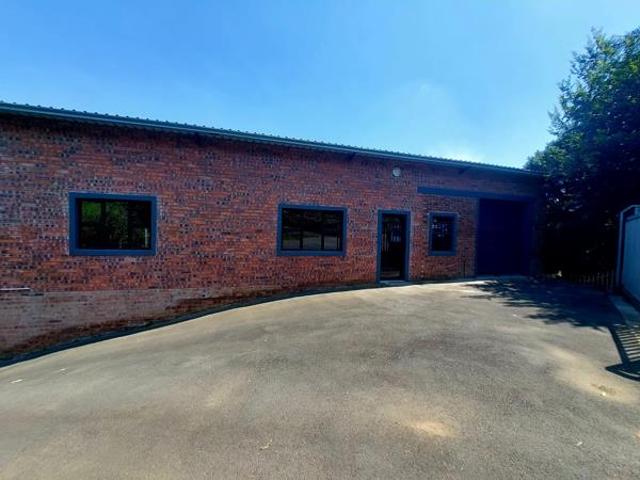 2 Bedroom Apartment in Clarendon