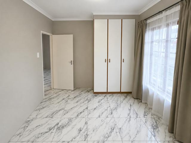2 Bedroom Apartment in Clarendon