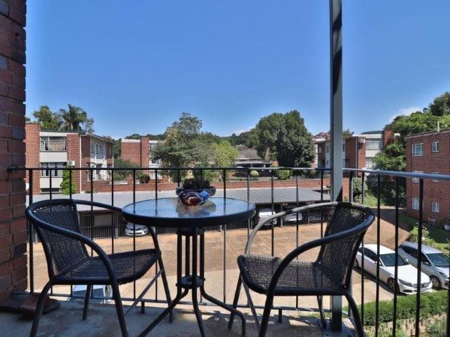 2 Bedroom Apartment in Clarendon