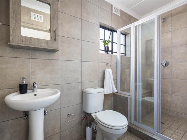 2 Bedroom Apartment in Clubview