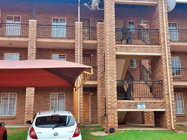 2 Bedroom Apartment in Comet