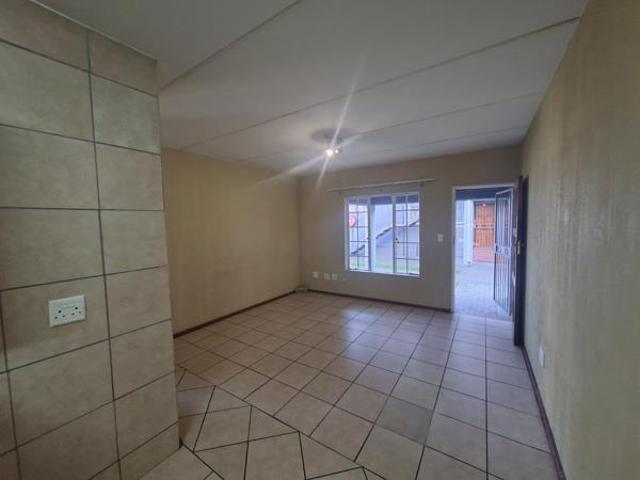 2 Bedroom Apartment in Comet