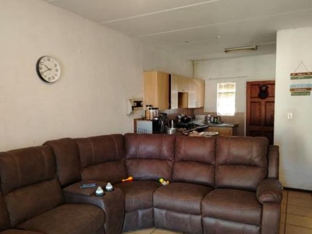 2 Bedroom Apartment in Comet
